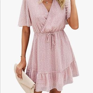 pink summer dress with v-neck and tie